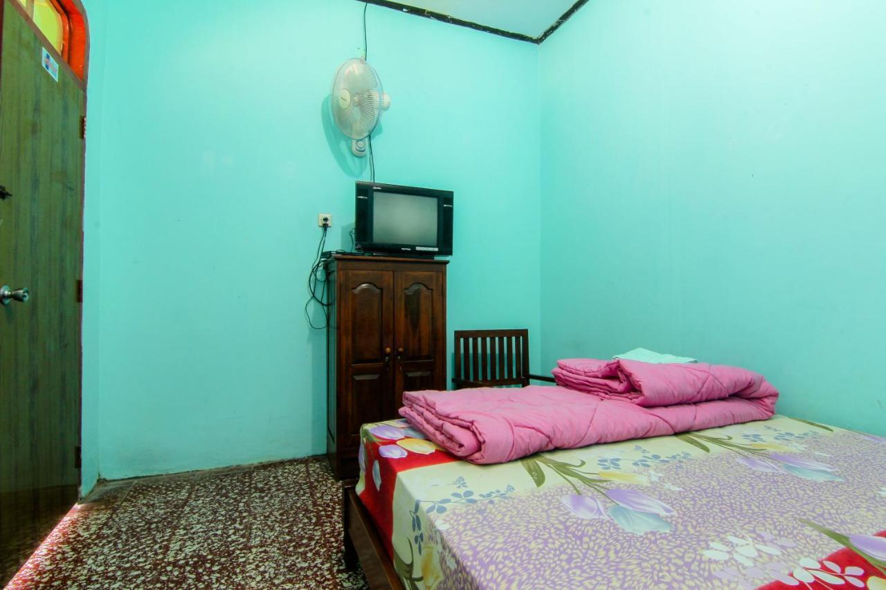 Hotel Losmen Melati Bantul Exterior foto